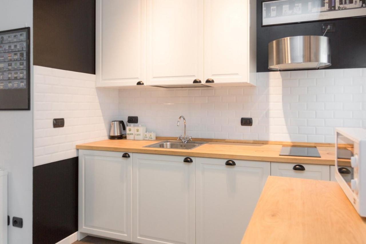 Lust Studio Naviglio Милано Екстериор снимка